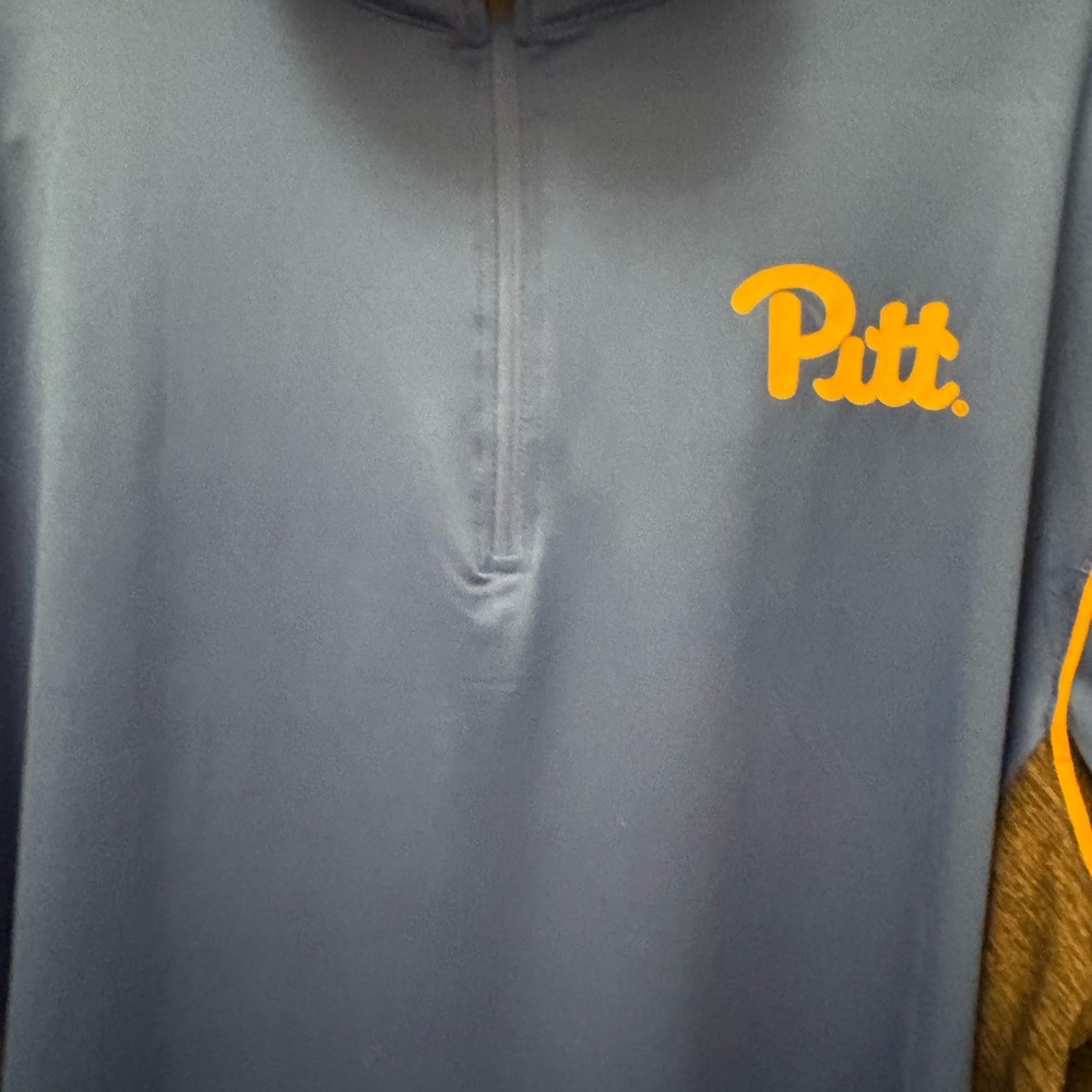 Colosseum grey Pitt quarter zip sweatshirt